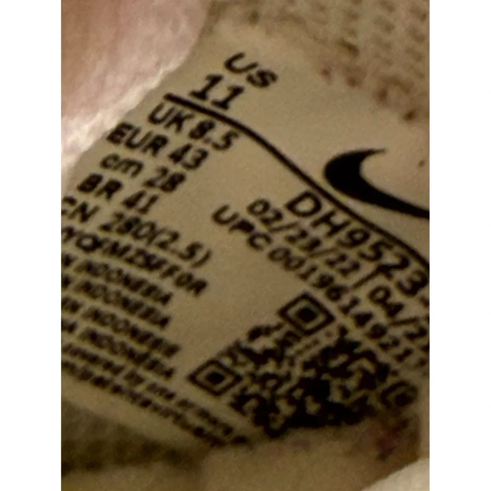 Nike Waffle Debut DH9523-102 Womens 11 Sneaker Sanddrift Black‎ Leather Shoes